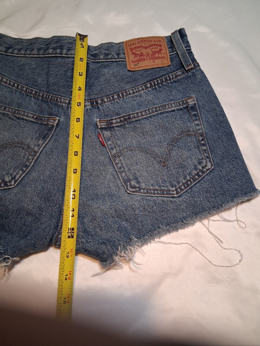 Levi's 501 Original Distressed Cutoff Shorts Raw Hem Vintage Denim - W 27 - Picture 9 of 15